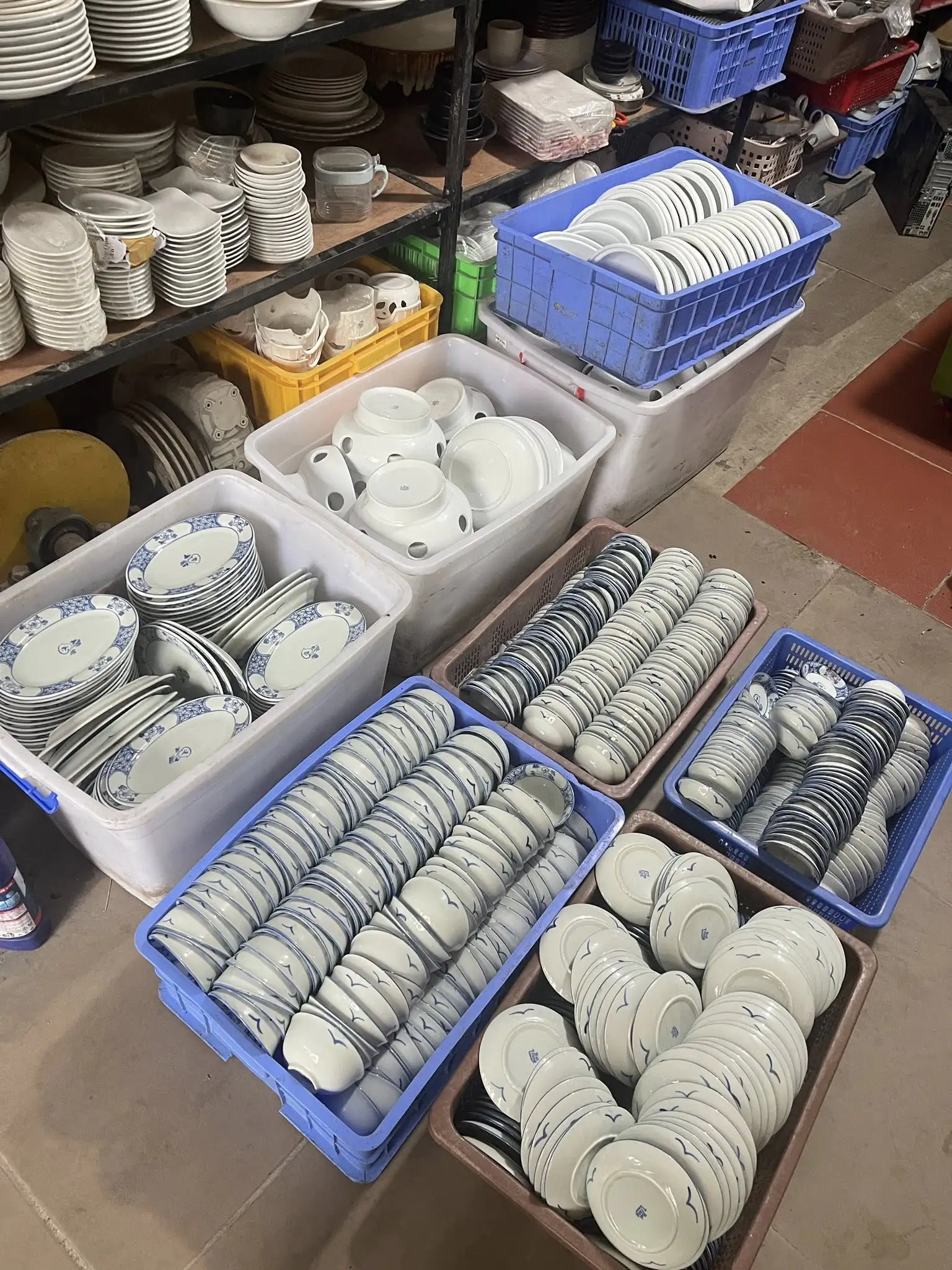 Dịch vụ thu mua thanh lý đồ Hàng Quán Ăn Uống